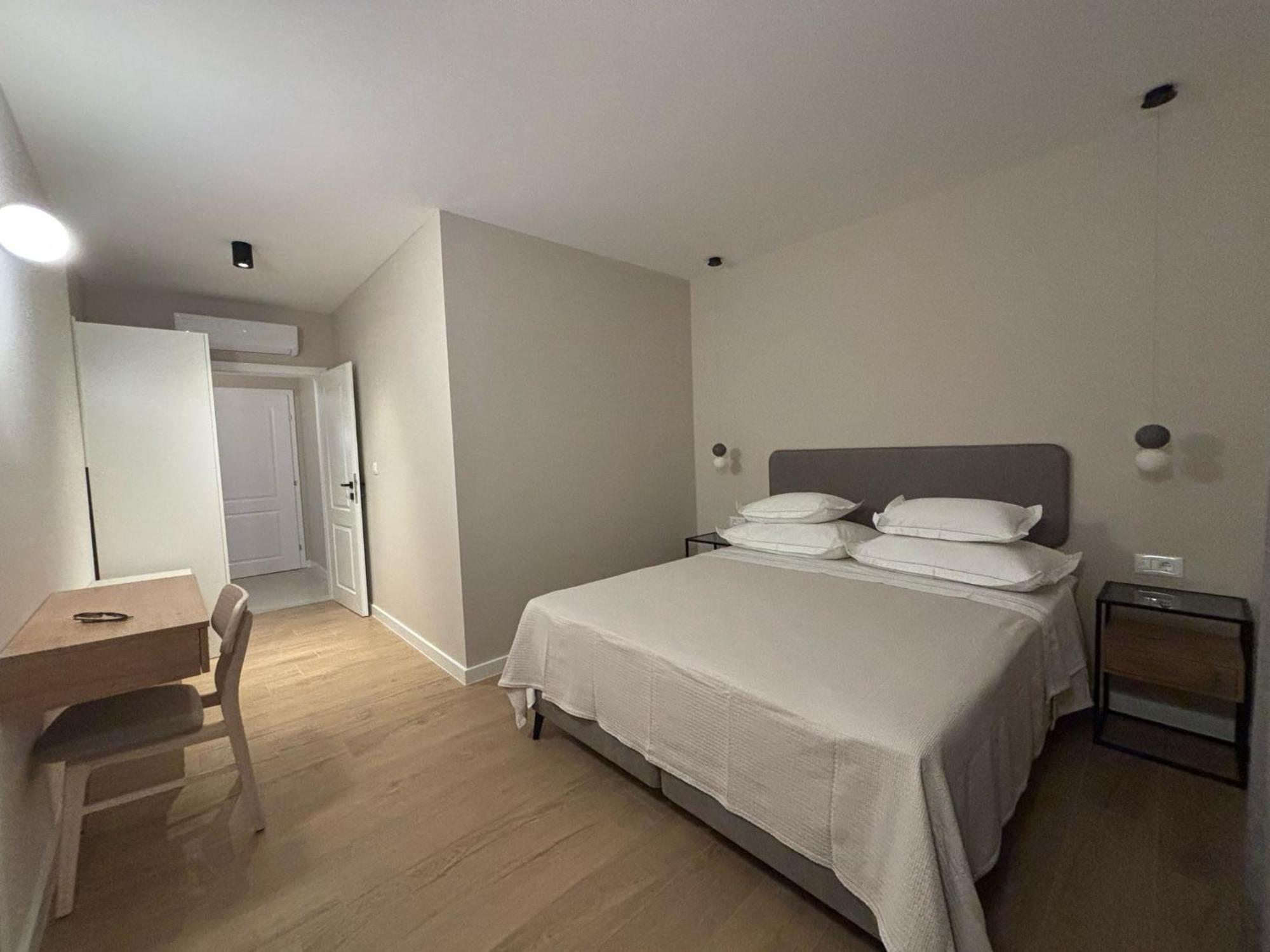 Sea View Apartment Gin بريلا المظهر الخارجي الصورة