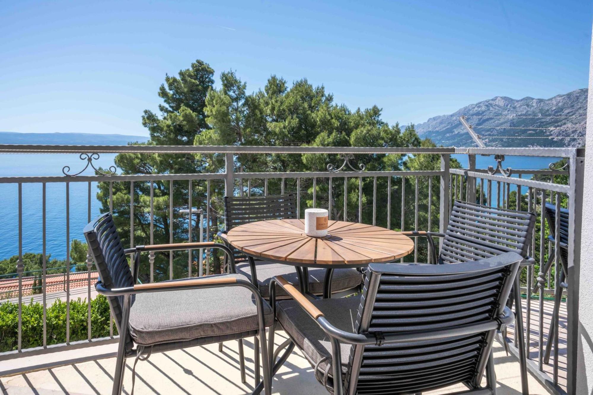 Sea View Apartment Gin بريلا المظهر الخارجي الصورة