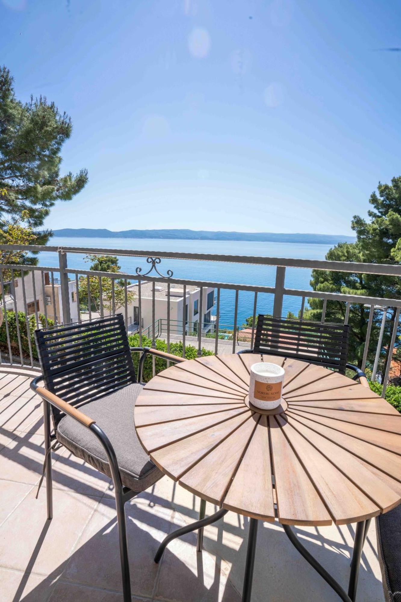 Sea View Apartment Gin بريلا المظهر الخارجي الصورة