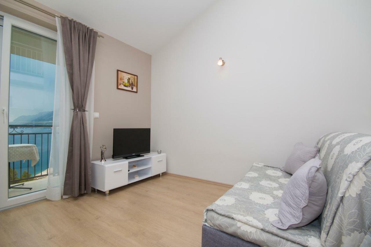 Sea View Apartment Gin بريلا المظهر الخارجي الصورة