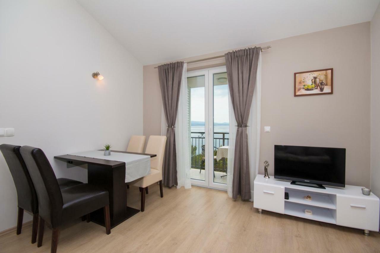 Sea View Apartment Gin بريلا المظهر الخارجي الصورة